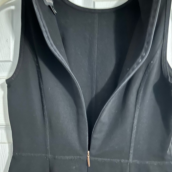 Banana Republic Sleeveless Black Dress - Picture 4 of 7